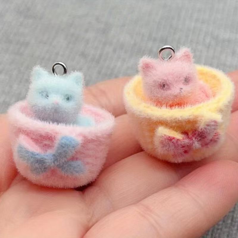 Resin Art Jewellery Kit - 4pcs 3D plush resin cat pendant,