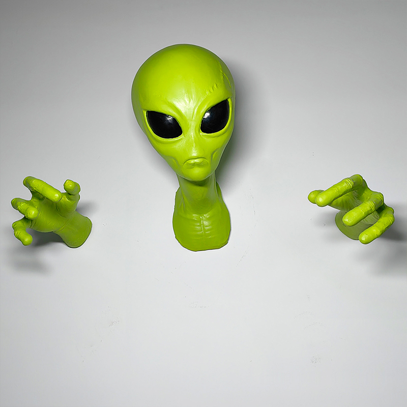 UFO Alien Wall Art Hanging Orn - Resin Art Zone recension och pris