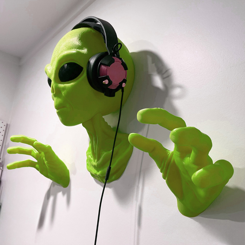 UFO Alien Wall Art Hanging Orn - Resin Art Zone recension och pris