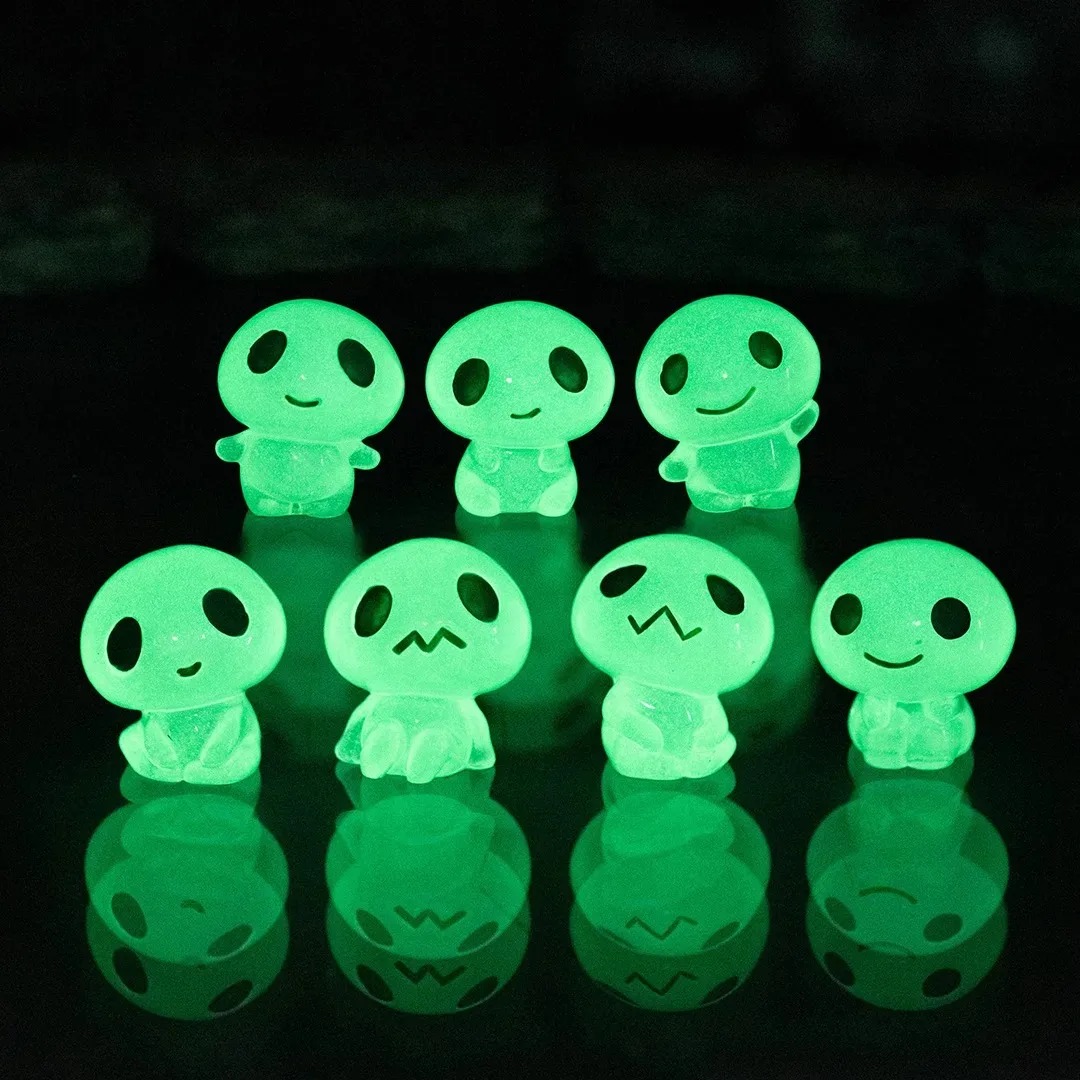 7Pcs Glow In The Dark Alien Re - Resin Art Pendant recension och pris